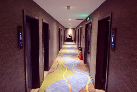 Nanzhao Shuiyunjian Art Hotel Отели рядом со станцией Nanzhao Railway Station