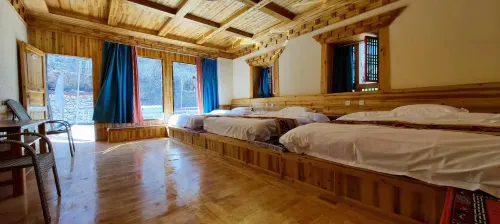 Danba Gadawangjing Homestay