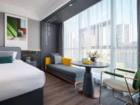 R  ROYALSS  HOTEL Hoteles en Ankang