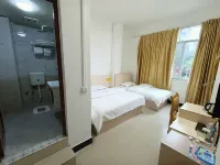 Jingcheng Yihe Hotel Hotels near Gongcheng Railway Station