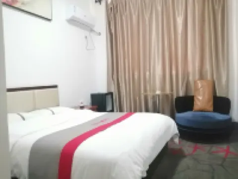 weinanxianxuanguo hotel