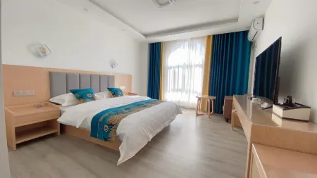 Yongsheng Anyue Hotel (Chenghai Branch) Отели рядом с достопримечательностью «Chenghai Wetland»