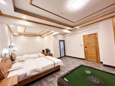 Wanjia Light Inn Отели в г. Юнфу