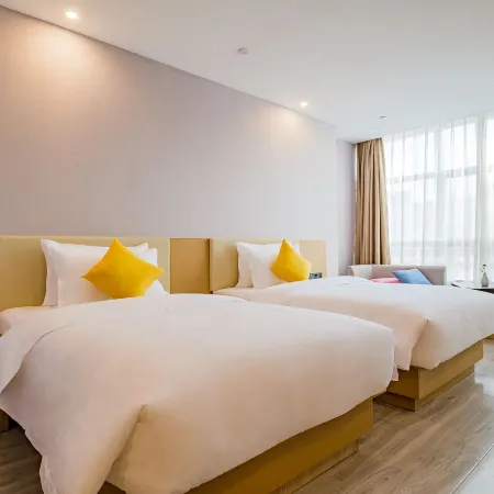 Beirui Hotel (Jiaxing Zhongguancun) Отели рядом с достопримечательностью «Фруктовый рынок Цзясин (Хинг-Хинг)»