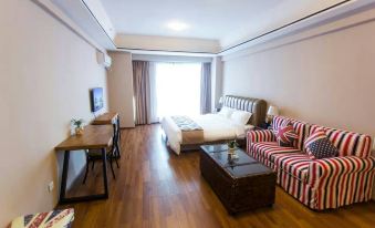 On The Road Boutique Hotel (Jiangmen Wanda)