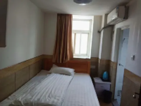 Yuanwanfu Hotel - Inns