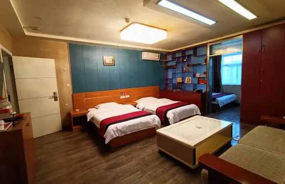 華庭酒店（宜陽李賀大道店）