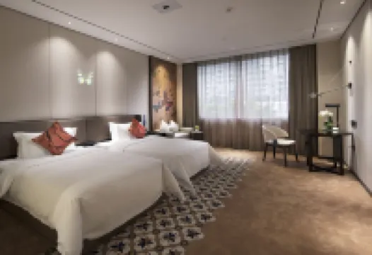 Paco Hotel (Olympic Sports Center Tianhe Zhucun Metro Station ) 광저우 호텔