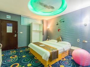 Lotus Rain Theme Hotel