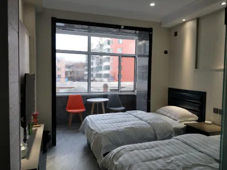 Yuya Hotel Отели рядом со станцией Jiansanjiang Railway Station