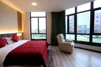 Luyating Garden Hotel (Xiongan New District Rongcheng Gymnasium)