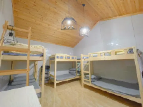 Comfortable Home Youth Homestay