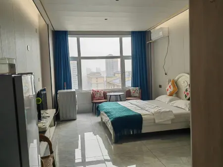 Huameishi Apartment Отели в г. Чэнву