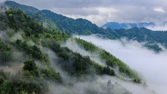 龙脊梯田果然名不虚传，层层叠叠很壮观，估计国内也就比元阳梯田