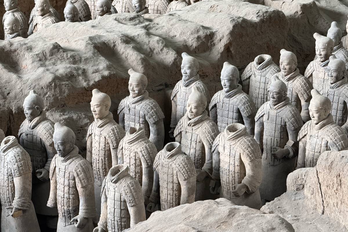 Memahami "Golden Week" dan Sistem Kerja Pengganti yang Unik