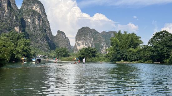 遇龙河真的太美啦！！！果然是桂林山水甲天下，阳朔山水甲桂林！