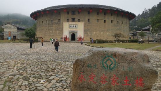 年三十进驻土楼王子景区，这个选择非常英明，景区很大，土楼很多