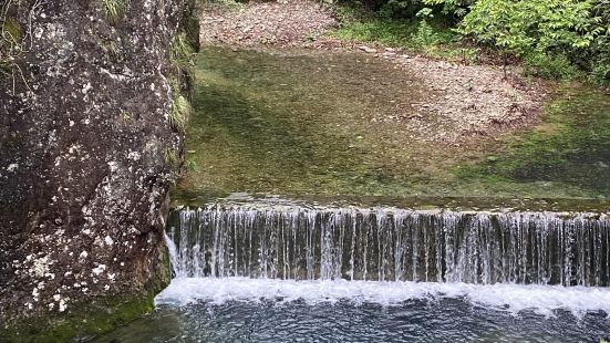 风景不错，比我预想的好，就是爬山挺累的，但看风景还是值得的，