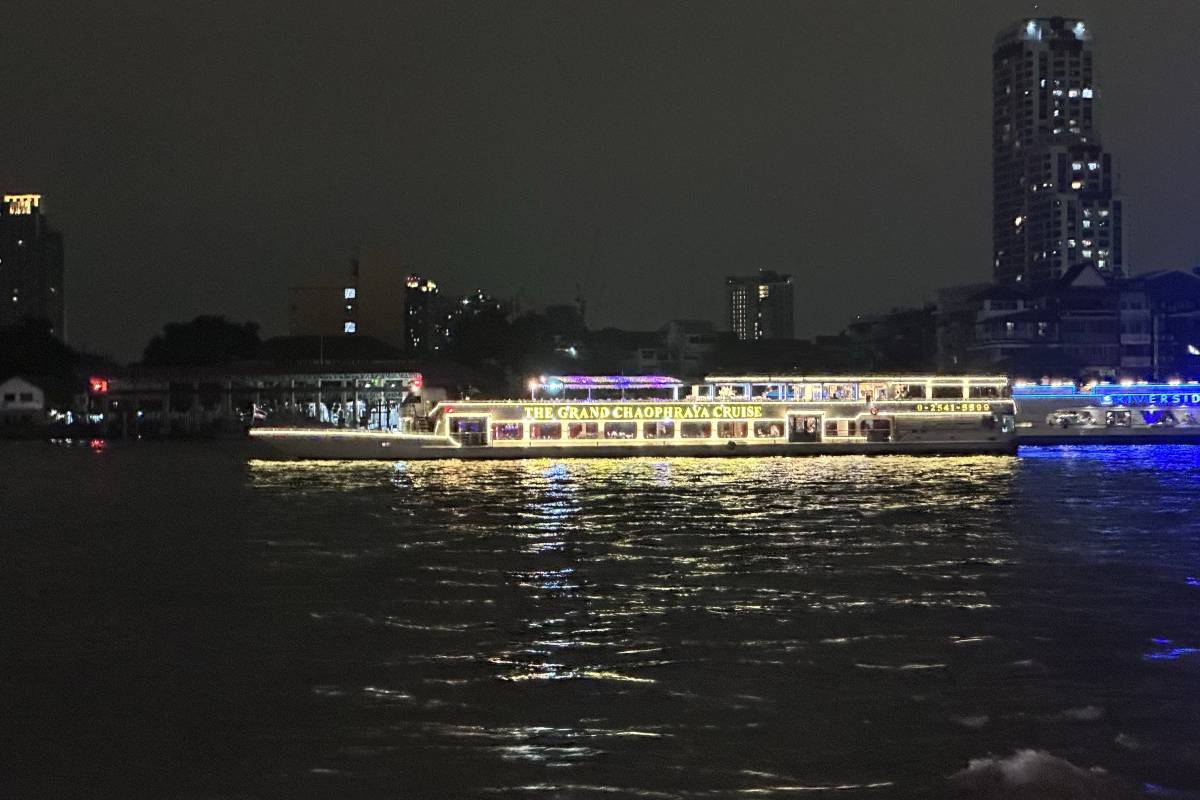 Chao Phraya Cruise