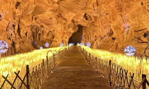 Tenglong Cave Scenic Area