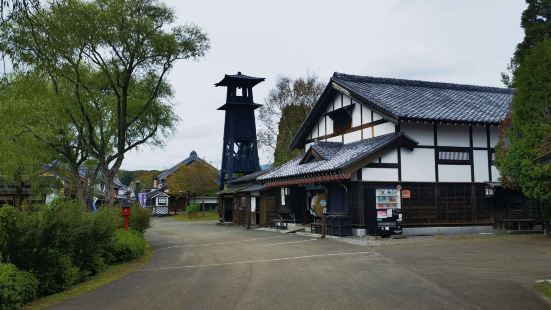 登别泡完温泉，有空还是值得去一趟。工作人员很热情，江湖时代的