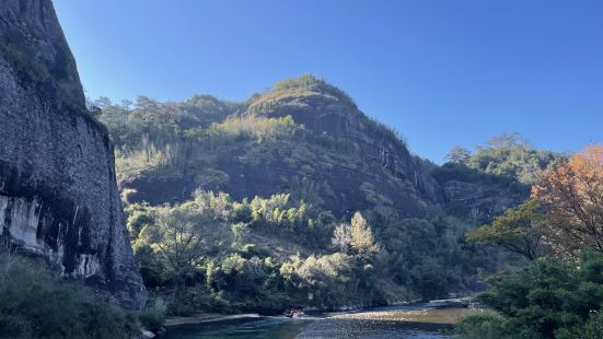 太棒了 第一次来武夷山 实在惊艳到我了 交通很方便 景色很漂