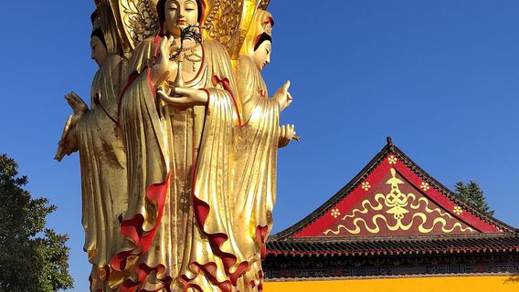 Luozhuang Baoquan Temple Park