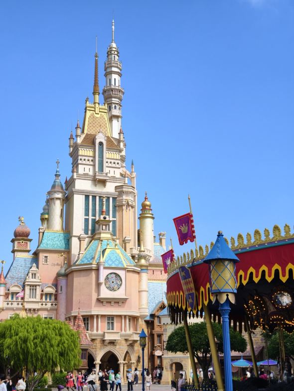 Hong Kong Disneyland Tickets [2026] - Promos, Prices, Reviews