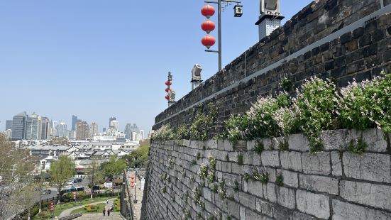 一定要去太喜歡了，而且我們碰到了個導遊，太幸運了，一直給我們