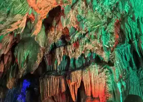 ถ้ํานางฟ้าอันหยี