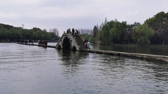 柯岩風景區景色宜人，真是太美了！這次景區免票太開心了，工作人