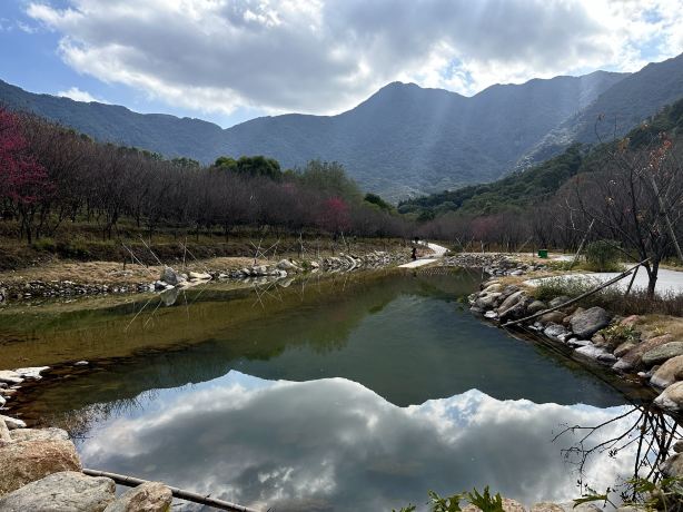Lingshi (Spirit Rock) Mountain National Forest Park