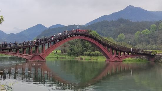 人傑地靈的風水寶地，出過胡雪岩、胡適、胡錦濤主席的地方，一定