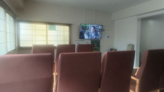 还是不错的，离景福宫很近，离地铁站也近。除了中国人。还有日本