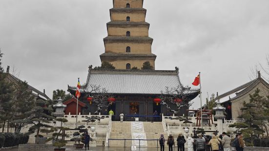 如果你是想去大雁塔 那就是买大慈恩寺的门票就对了和打卡或者是