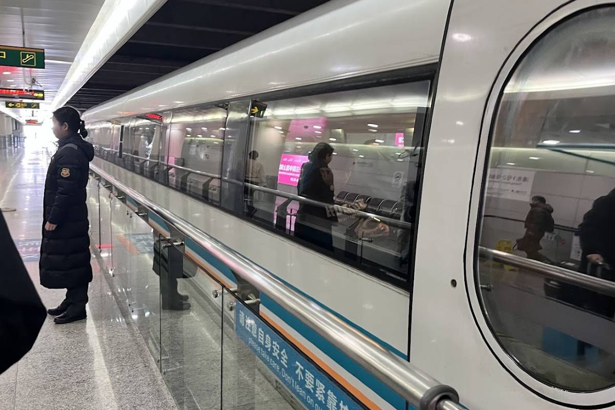 Board Shanghai Maglev Train