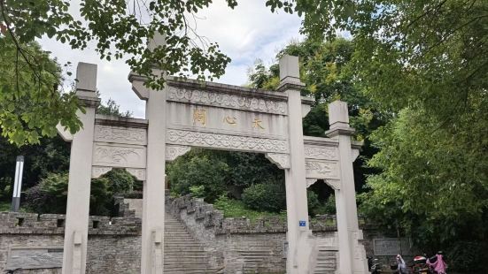 不去遺憾，去了也不後悔，總體來說一般般吧，出來旅遊的不就是要