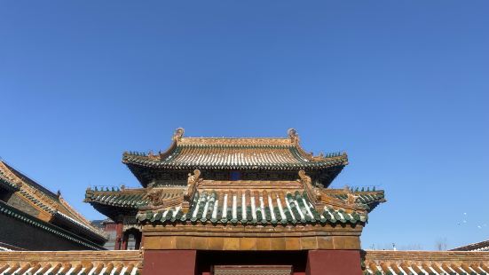 沈阳故宫的规模虽然比不上北京故宫，但是游览体验度超级好，可以