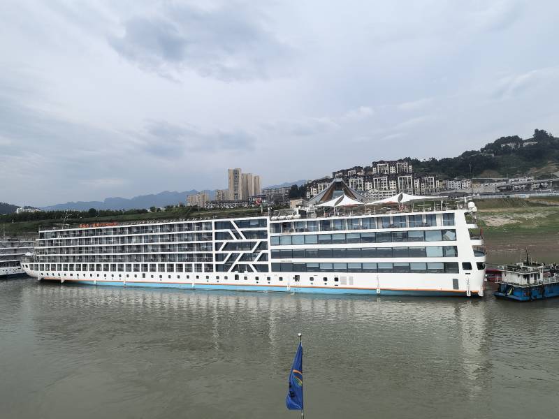 Yangtze Xing · Lanyue cruise ship on the Yangtze River