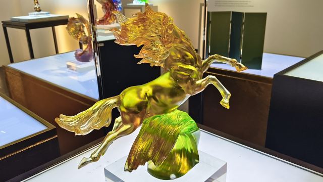 上海琉璃藝術博物館門票【2026】- 預約、開放時間、評論及資訊| Trip.com