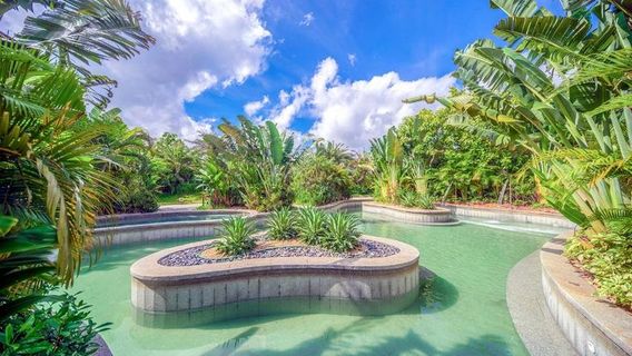 bi gui yuan yue liang wan xian shui kuang wen quan