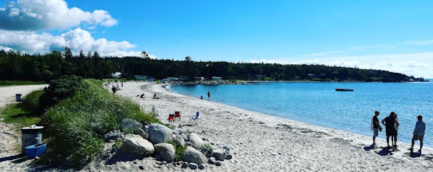 Hubbards Beach Campground & Cottages