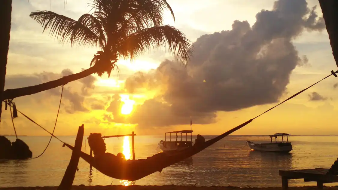 Hotels near Pancuran Beach