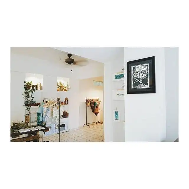 Hotels near Prisma Collective