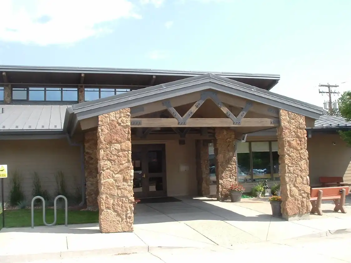 Hotels near Johnson County Library