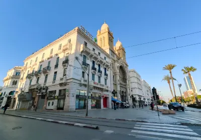 Avenue Habib Bourguiba