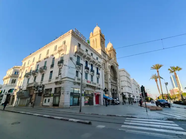 Hotels near Avenue Habib Bourguiba