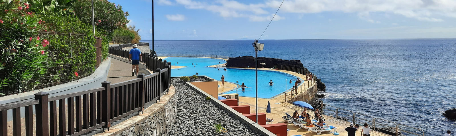 Porto da CruzDay tours