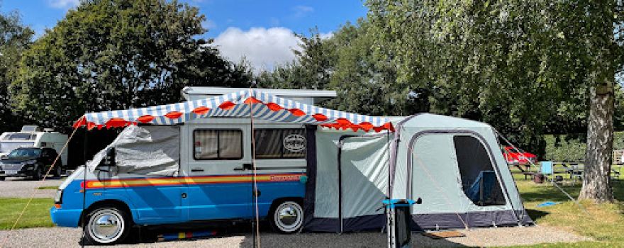 Long Hazel Park - Touring Caravan Park and Campsite