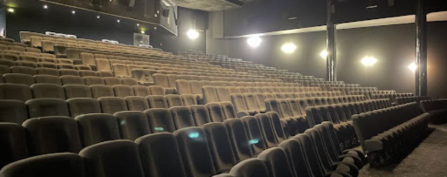 Cinéma Méga CGR